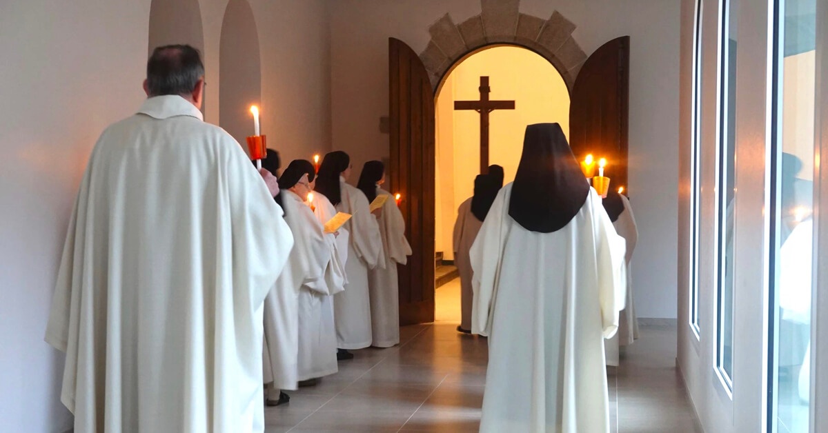 procession des soeurs de Campénéac- abbaye de Campénéac- Divine Box 2